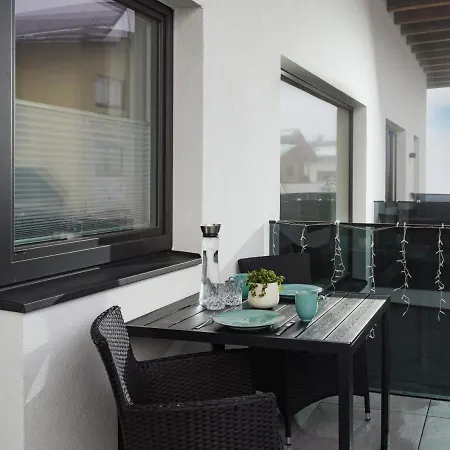 Alps Holaus Apartment