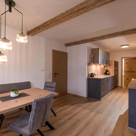 Appartamento Alps Holaus *